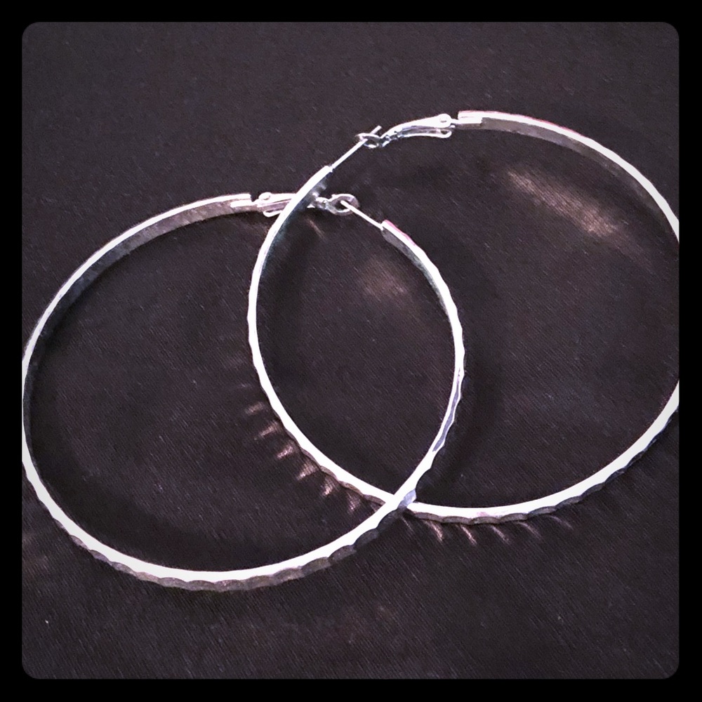 Silver Ribbed Hoop Earrings